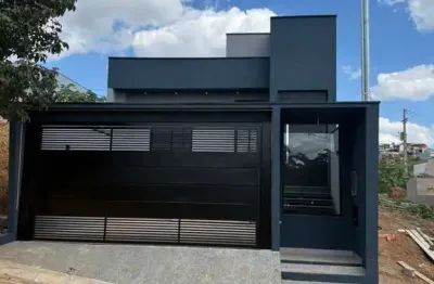 Casa com 3 quartos à venda na Rua Lobo Guará, 12, Jardins, Bragança Paulista