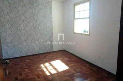 Apartamento com 2 quartos para alugar na Rua Coronel Assis Gonçalves, 727, Centro, Bragança Paulista