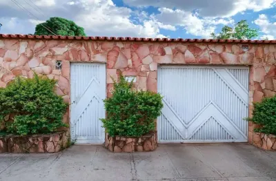 Casa com 4 quartos à venda na Alameda Perimetral, Setor Criméia Leste, Goiânia