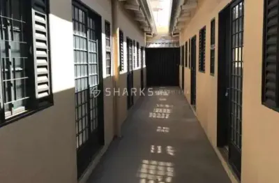 Casa com 10 quartos à venda na Q., 06, Vila Jardim Pompéia, Goiânia