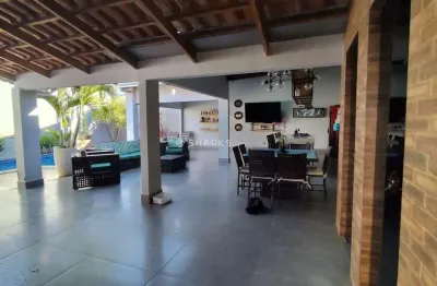 Casa com 3 quartos à venda na Rua, 504, Jardim Mont Serrat, Aparecida de Goiânia