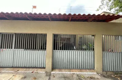 Casa com 4 quartos à venda na Rua, 55, Setor Central, Goiânia