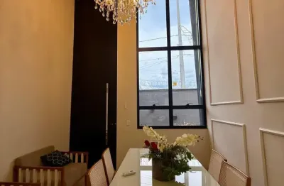 Casa semi-nova totalmente mobiliada no papillon park , aparecida de goiânia , próximo à fundação bradesco.