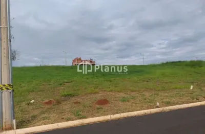 Terreno à venda no Residencial Villa de Leon, Piratininga 