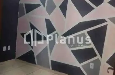 Apartamento com 2 quartos para alugar no Jardim Maria Célia, Bauru 