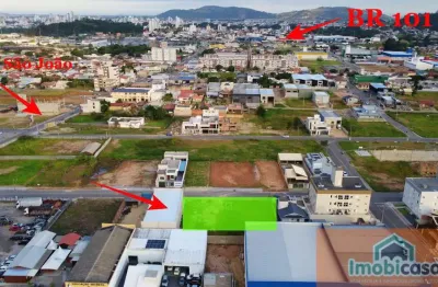 3    ( três )    terrenos  em são joão (margem esquerda), tubarão/sc