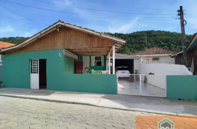 Casa com 2 quartos à venda na Rua Maria Demétrio De Araújo, São João (Margem Esquerda), Tubarão