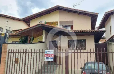 Casa assobradada com 3 dormitórios , sendo 1 suíte com closet para alugar, 95 m² por r$ 4.200/mês - jardim das indústrias - são josé dos campos/sp