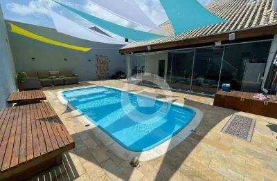 Sobrado com 4 dormitórios à venda, 289 m² por R$ 1.600.000 - Pontal de Santa Marina - Caraguatatuba/SP