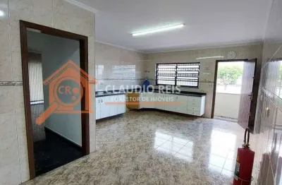 Casa comercial com 5 salas para alugar na Avenida Interlagos, 10, Campo Grande, São Paulo