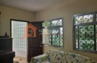 Casa com 3 quartos à venda na Rua Florêncio Vieira de Almeida, 10, Campo Grande, São Paulo