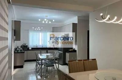 Linda casa terrea com 3 dormitórios à venda, 228 m² com piscina.