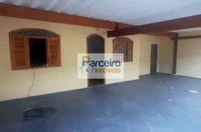 Casa terrea com 2 quartos, quintal e edicula nos fundos prox. ao metro patriarca, são paulo