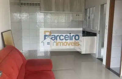 Casa com 2 quartos para alugar na Rua Cumanaxos, 136, Vila Santana, São Paulo