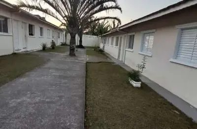 Casa para venda em itanhaém, jardim umuarama, 2 dormitórios, 1 banheiro, 1 vaga