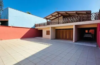 Casa para venda em itanhaém, suarão, 5 dormitórios, 4 suítes, 1 banheiro, 6 vagas