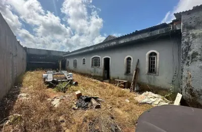 Casa para venda em itanhaém, 1 dormitório, 1 banheiro, 6 vagas