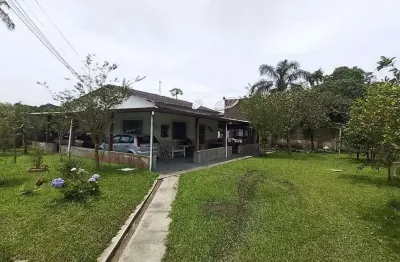 Casa para venda em itanhaém, 3 dormitórios, 2 suítes, 1 banheiro, 3 vagas