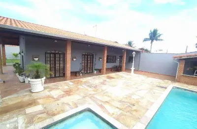 Casa alto padrão para venda em itanhaém, bopiranga, 3 dormitórios, 2 suítes, 1 banheiro, 8 vagas