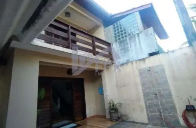 Sobrado para venda em itanhaém, praia dos sonhos, 2 dormitórios, 2 suítes, 2 banheiros, 1 vaga