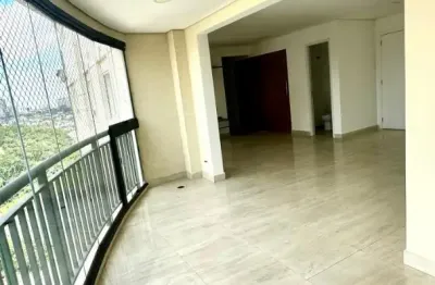 Apartamento 97m2 3 vagas 2 suites + 2 banheiros e depósito na garagem