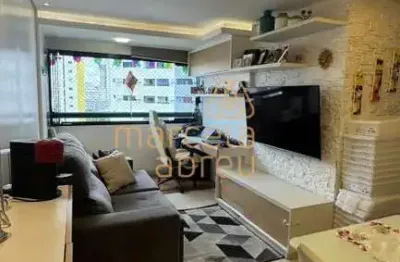 Vende-se apartamento de 61m² no bairro do espinheiro