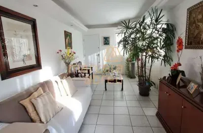 Vende-se apartamento de 107m² no bairro do espinheiro