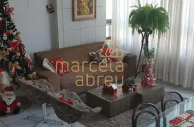 Vende-se apartamento de 138m² no bairro do espinheiro