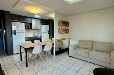Vende-se apartamento de 56m² no coração da madalena
