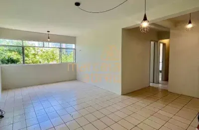 Aluga-se apartamento de 100m² no bairro da madalena
