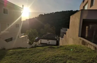 Terreno à venda na Alameda Vale do Itajaí, 10, Alphaville, Santana de Parnaíba