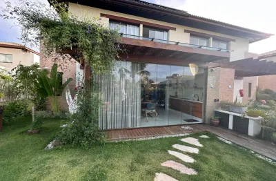 Vende-se Duplex de Alto Padrão Condominio  Pé na Areia – Imbassaí/BA