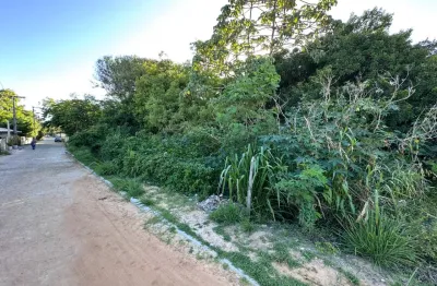 Vende-se  Excelente Terreno de Esquina em Imbassaí – 1.700 m²