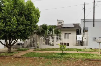 Casa com piscina perto do posto de saúde do fraron  - ca417