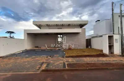 Casa a poucos minutos do centro com suítes grandes  - ca379