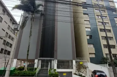 Apartamento em excelente localização andar alto no água verde