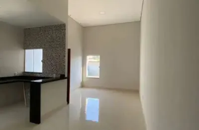 Linda casa térrea com 3 quartos sendo 1 suíte pé direito duplo com 2 vagas de garagem, e em ótima localização próximo ao comper e shopping vg codigo: 83519