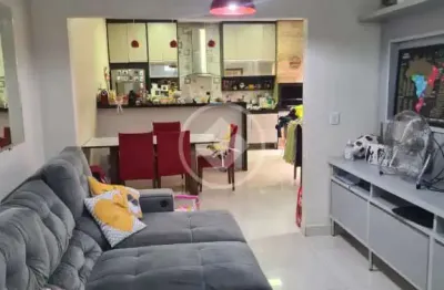 Casa em condomínio fechado no jardim petrópolis codigo: 70868