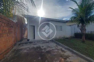 Vende-se casa residencial maria de lurdes (recanto dos passáros) - 2 quartos e 1 banheiro - área total de 180m² e 65m² de área privativa - r$280.000,00 codigo: 107012