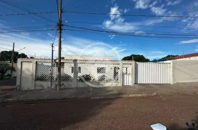 Vendo casa no bairro jardim paula i em várzea grande codigo: 108955