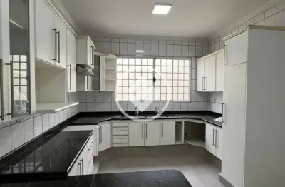 Vende-se sobrado 290 m² no bairro jardim guanabara - 4 quartos sendo 1 suíte master - cuiabá (mt) - valor: r$ 1.800.000,00 codigo: 107199