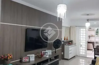 Casa condominio rio coxipó, três quartos sendo uma suíte, espaço gourmet, sala ampla para 2 ambientes, móveis planejados, energia solar, valor r$ 750.000,00 codigo: 104111