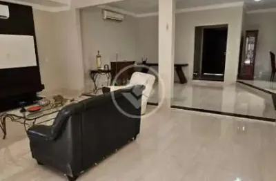 Sobrado alphagarden, 5 quartos, sendo 3 suítes, 1 master com closet, piscina, espaço gourmet, sala ampla. codigo: 64726