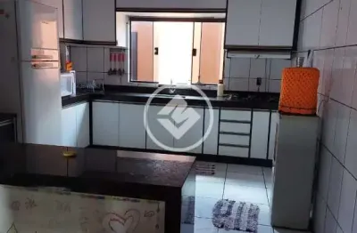 Vende-se casa de 325 m² no bairro jardim maringá 2 - 3 quartos sendo 1 suíte - várzea grande (mt) - valor: r$ 500.000,00 codigo: 107195