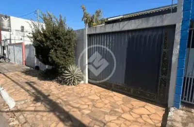 Casa  na região do jardim imperial com 3 quartos, piscina,  churrasqueira. codigo: 31783