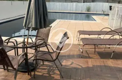 Apartamento no condomínio  villagio dos ypês, sendo  2 quartos com guarda-roupas e ar-condicionado, 1 banheiro, cozinha com móveis planejados e sala com  ar condicionado. codigo: 82200