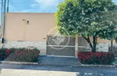 Vende-se casa em condominio - 3 quartos sendo uma suíte e um banheiro social - casa com 178m² por apenas r$450.000,00 codigo: 105837