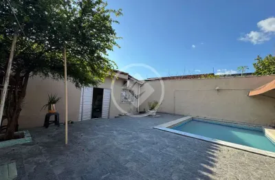 Casa com piscina 3 quartos c/ piscina 2 vagas e quintal codigo: 95926
