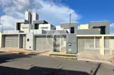 Casa de 3 quartos  sendo um suite com closet, bairro nova varzea grande proximo a escola polivalente codigo: 124490