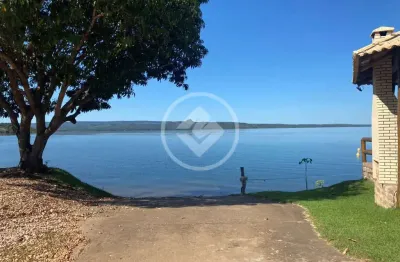 Casa de sossego à beira do lago do manso, dentro de condomínio, contento quatro suítes mobiliadas, todas com ar condicionados, duas salas, cozinha americana, duas varandas com ventiladores, piscina. c